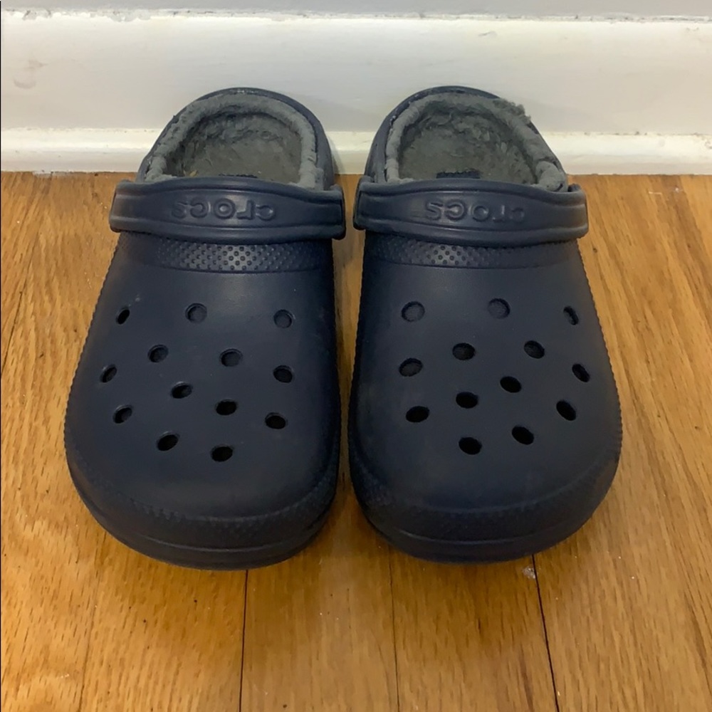 fuzzy navy blue crocs